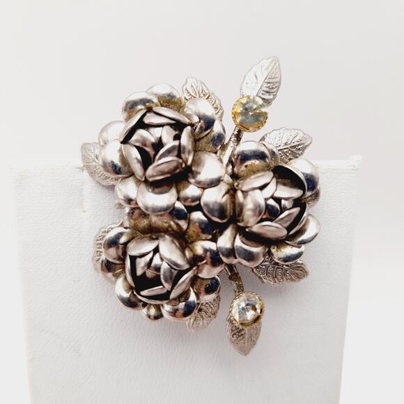 Vintage 1940s 1950s Silver Tone Three Roses Pendant Brooch - Picture 4 of 7